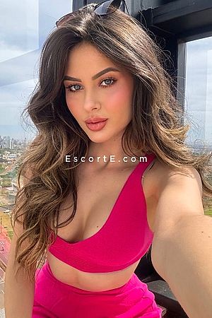 OLIVE - Escort Girl Paris