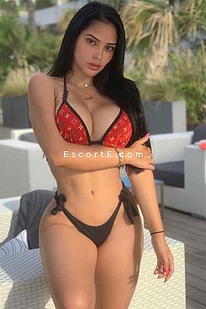Vika - Paris Escorts