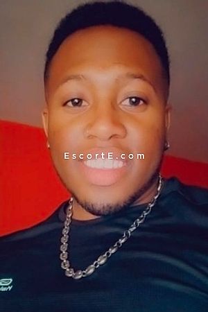 Malti - Poissy Boy Escorts