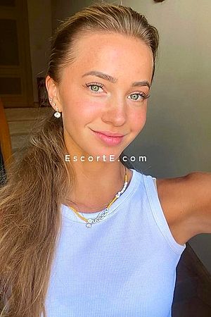 KAUSAR - Escort Girl Paris