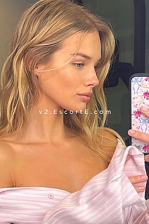 LANISHA - Paris Escorts