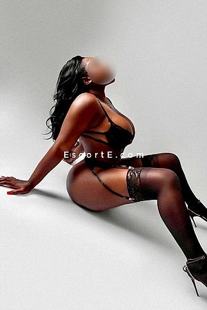 Black escort Pamella - Escort Girl Pau