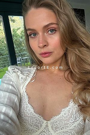 ANALEIGH - Escort Girl Paris