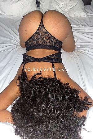 Ines beurette martiniquaise - Escort Girl Ivry-sur-Seine