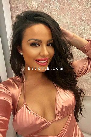 Alisa - Paris Escorts