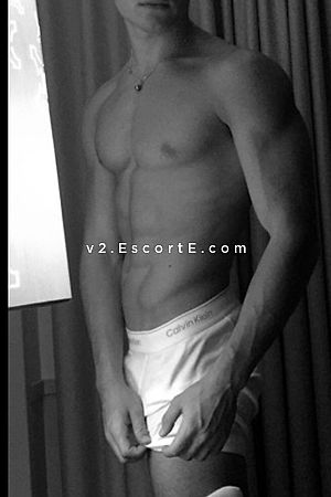 Gonzales - Paris Boy Escorts