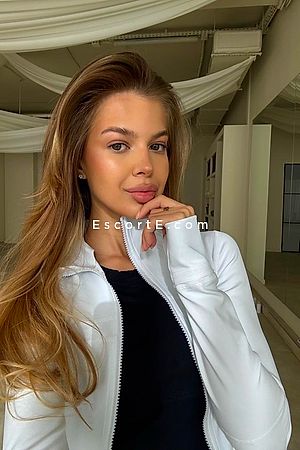 TEKLA - Paris Escorts