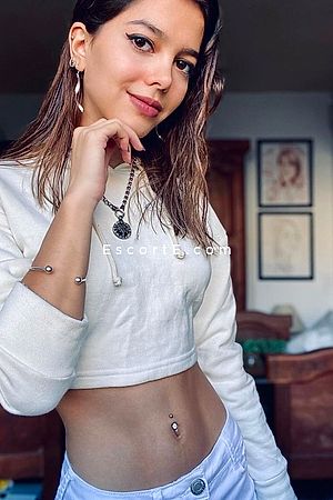 SUZANNE - Escort Girl Paris