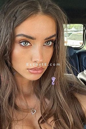 KENSA - Escort Girl Paris