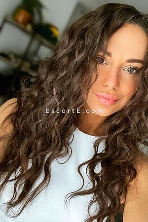 KIRSTIE - Paris Escorts