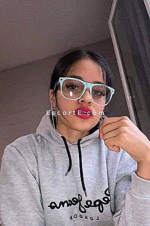 Lupita - Versailles Escorts