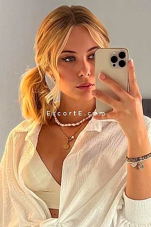 KATIKSA - Paris Escorts