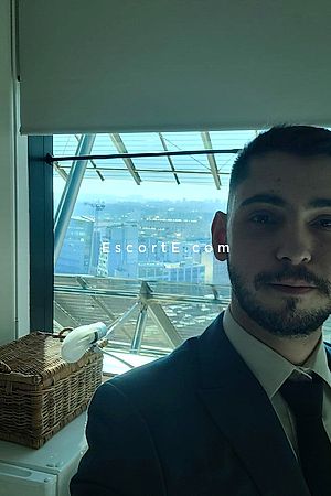 Pioupiou - Paris Boy Escorts