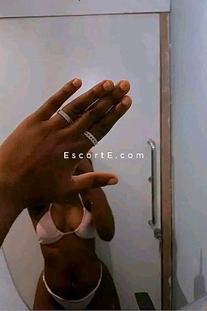 mayalajoyeuse75 - Escort Girl Montreuil