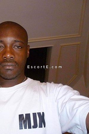 langlois - Boulogne-Billancourt Boy Escorts