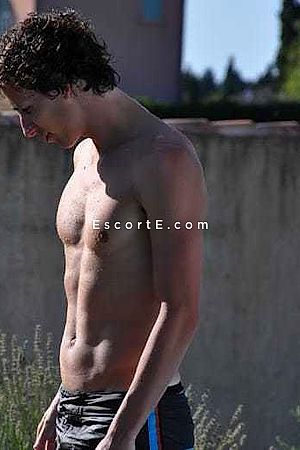 Bencor - Lyon Boy Escorts