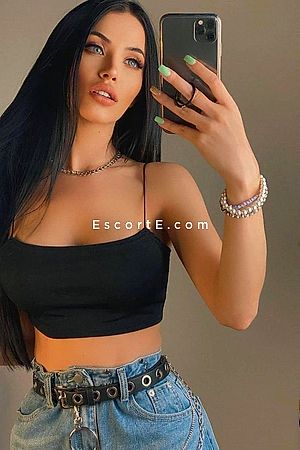 PHOEBE - Paris Escorts