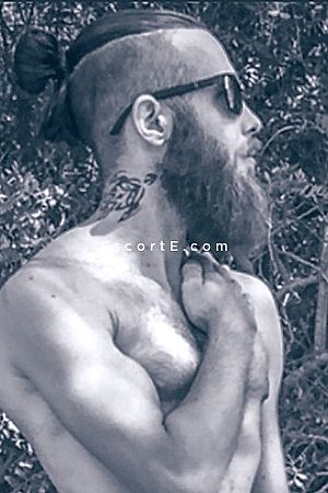 Guillaume - Lyon Boy Escorts