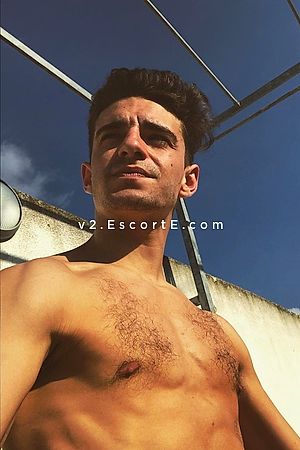 Theo - Annecy Boy Escorts
