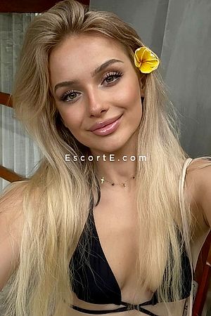 CALISTA - Paris Escorts