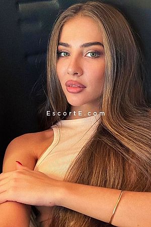 AMITA - Escort Girl Paris