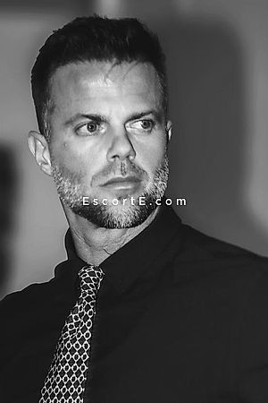 Mike - Escort Boy Marseille