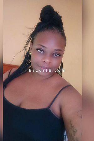 Winie - Brest Escorts