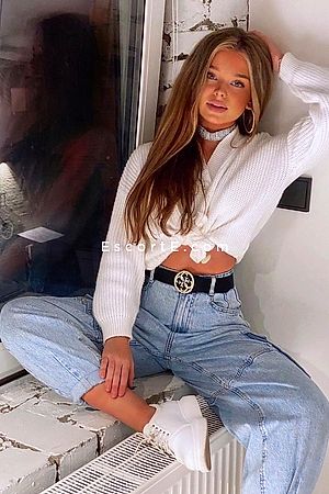 ALLY - Escort Girl Paris