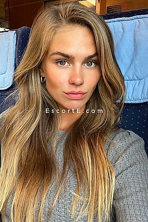 ELOISE - Paris Escorts