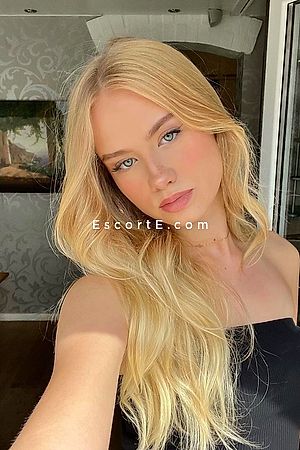 BITTOR - Escort Girl Paris