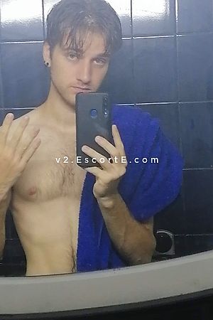 Kevin - Marne la Vallée Boy Escorts