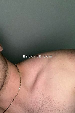 Romain - Chambéry Boy Escorts