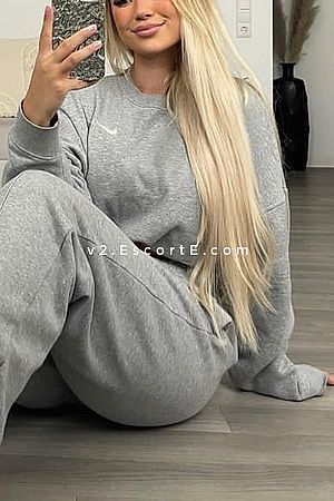 Lisa Jolie - Escort Girl Dijon