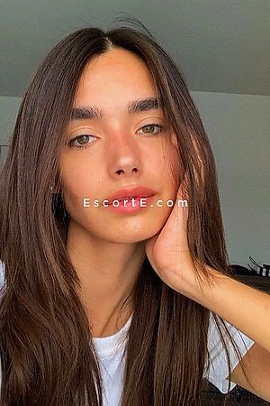 FRANCESCA - Paris Escorts