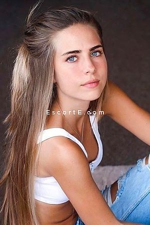 ZLATA - Escort Girl Paris