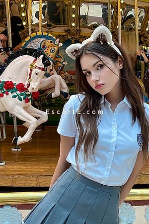 HELINA - Escort Girl Paris