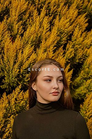 Anastasia - Paris Escorts