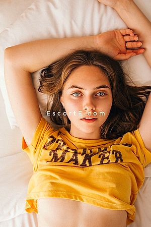 MARINA - Paris Escorts