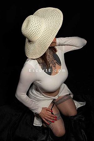 Annie Bordeaux - Escort Girl Bordeaux