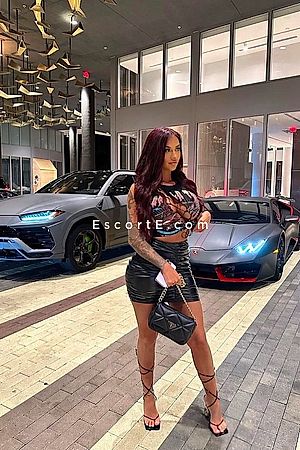 Kiki - Paris Escorts