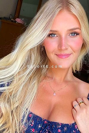 TOTIA - Escort Girl Paris