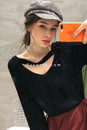 SEEMA - Escort Girl Paris