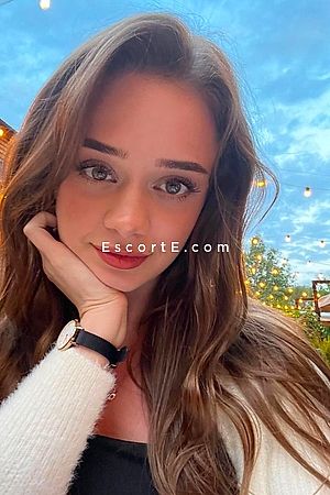 DAMLA - Escort Girl Paris