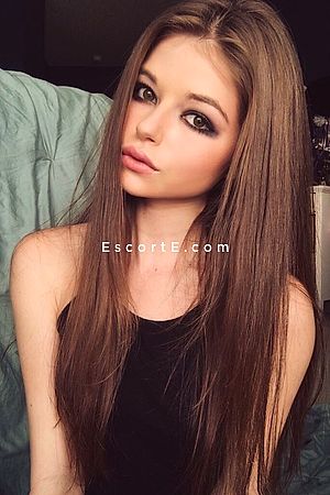 NETKA - Paris Escorts