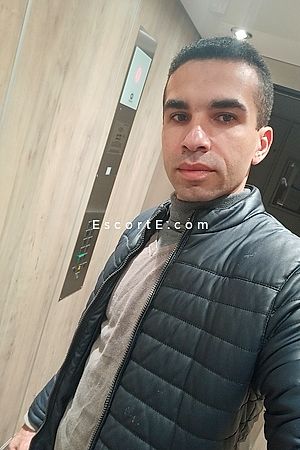 Mamdouhx - Escort Boy Nantes