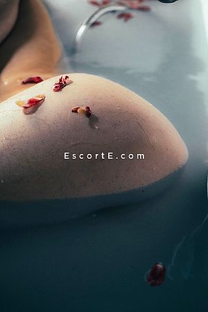 Lola - Lille Escorts