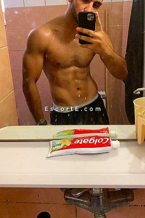 Hellon - Escort Boy Paris