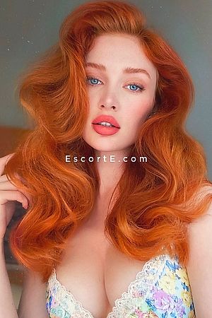 ORINA - Paris Escorts