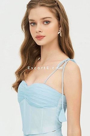 AERLI - Escort Girl Paris