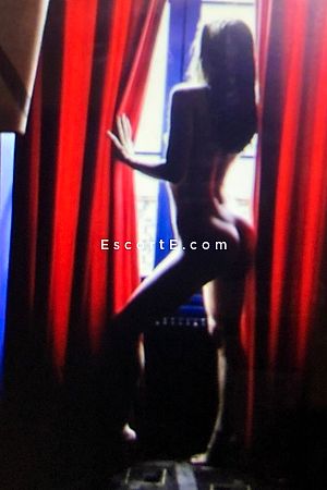 Tania - Escort Girl Paris